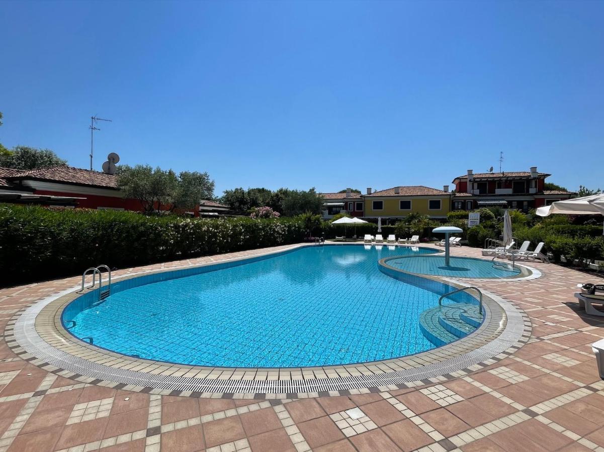 Appartamenti Valle Dolce Carraro Immobiliare - Family Apartments Cavallino-Treporti Buitenkant foto